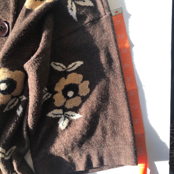 Vintage Cropped Cardigan Sweater 3/4 Bell Sleeve Brown Petite Small - Picture 8 of 9